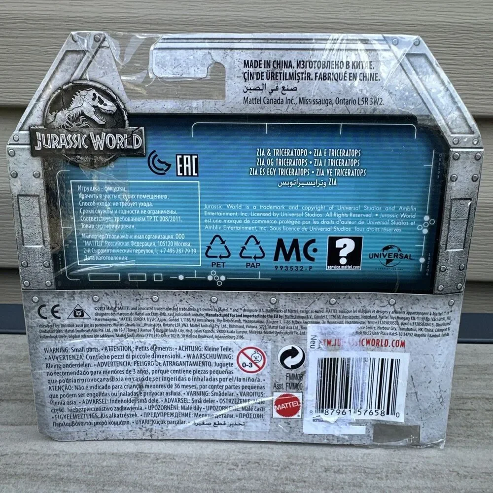 Jurassic World Fallen Kingdom Zia & Triceratops Mattel 2018 - NEW Damaged Box